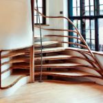 неординарная деревянная лестница