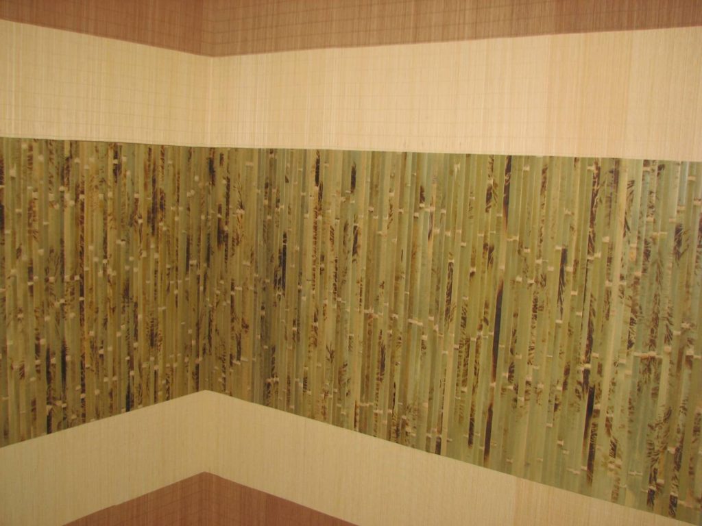 бамбуковое полотно в прихожей